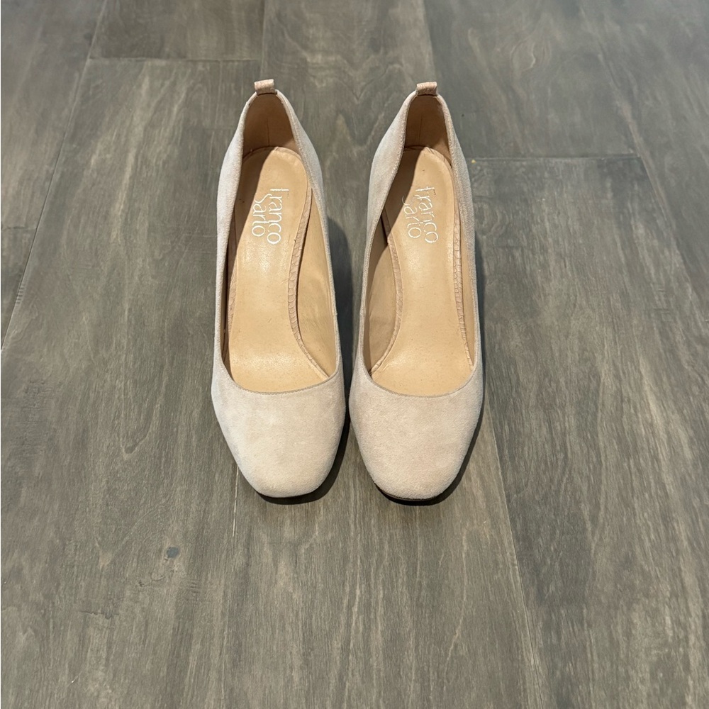 Franco Sarto pumps